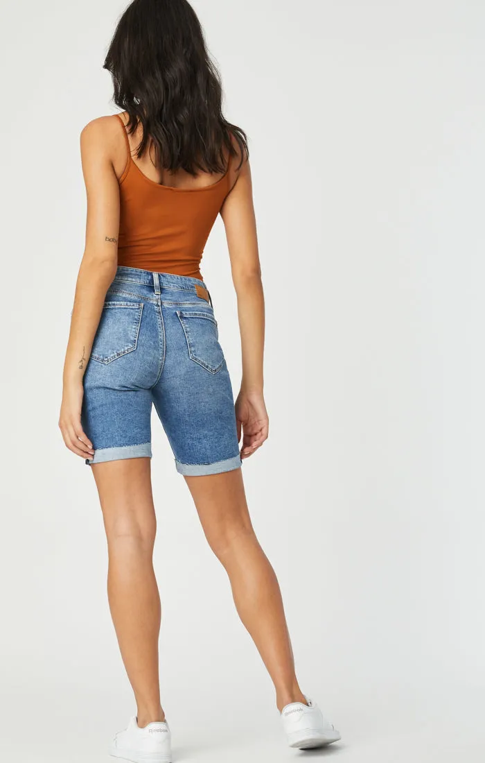 ALEXIS SHORTS IN RIPPED & FRINGE VINTAGE