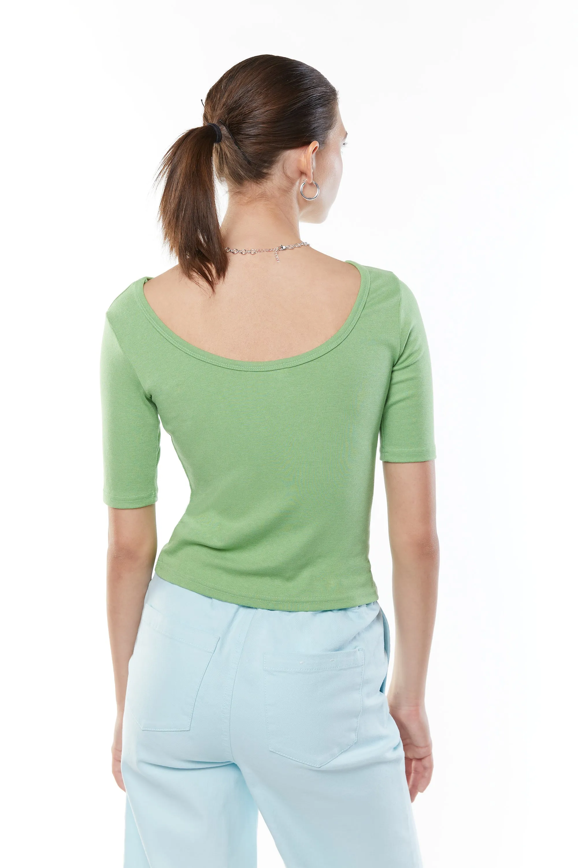 FITTED SHORT SLEEVE TEE
