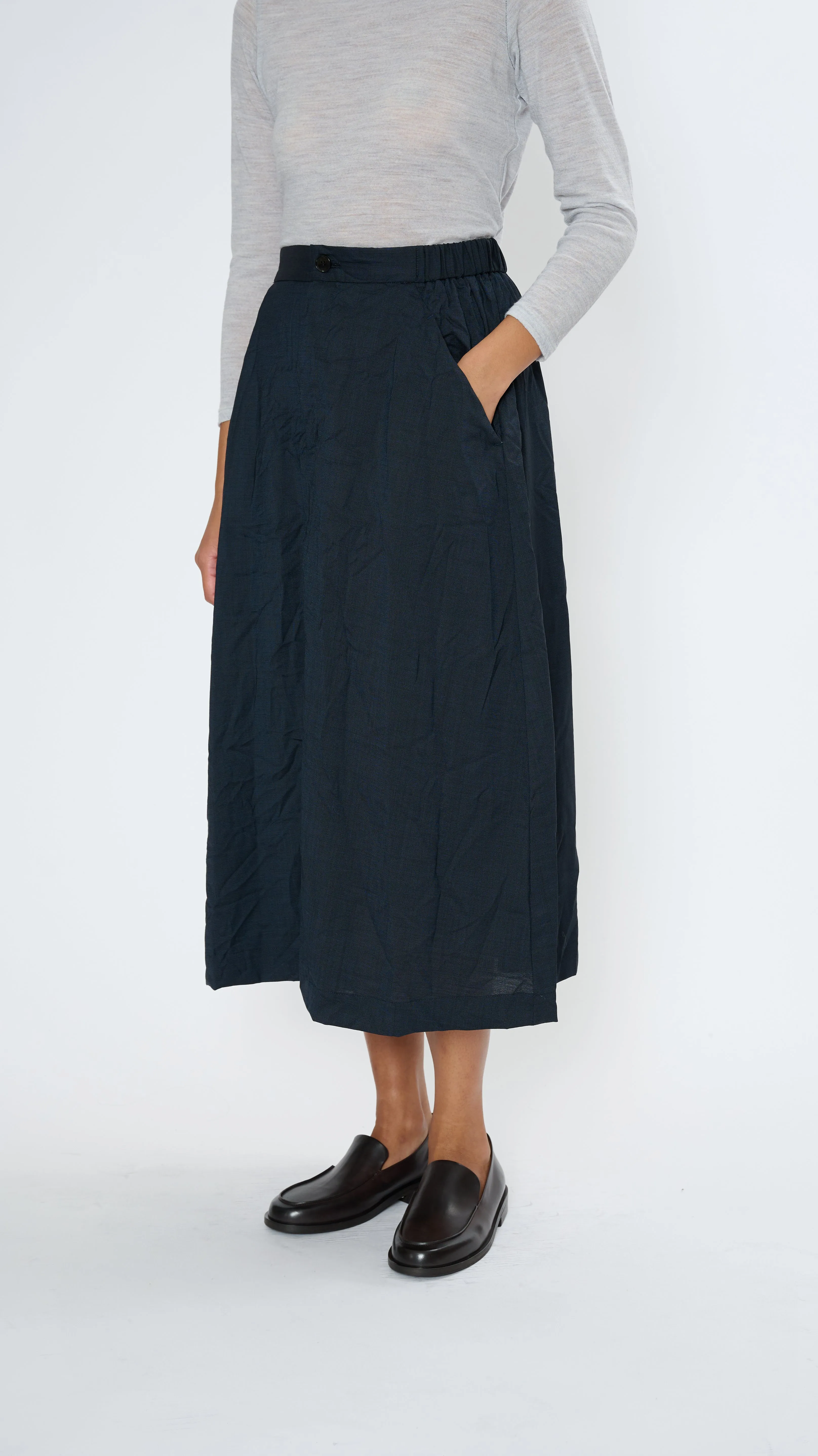 Pin Dot Crinkle Skirt in Navy