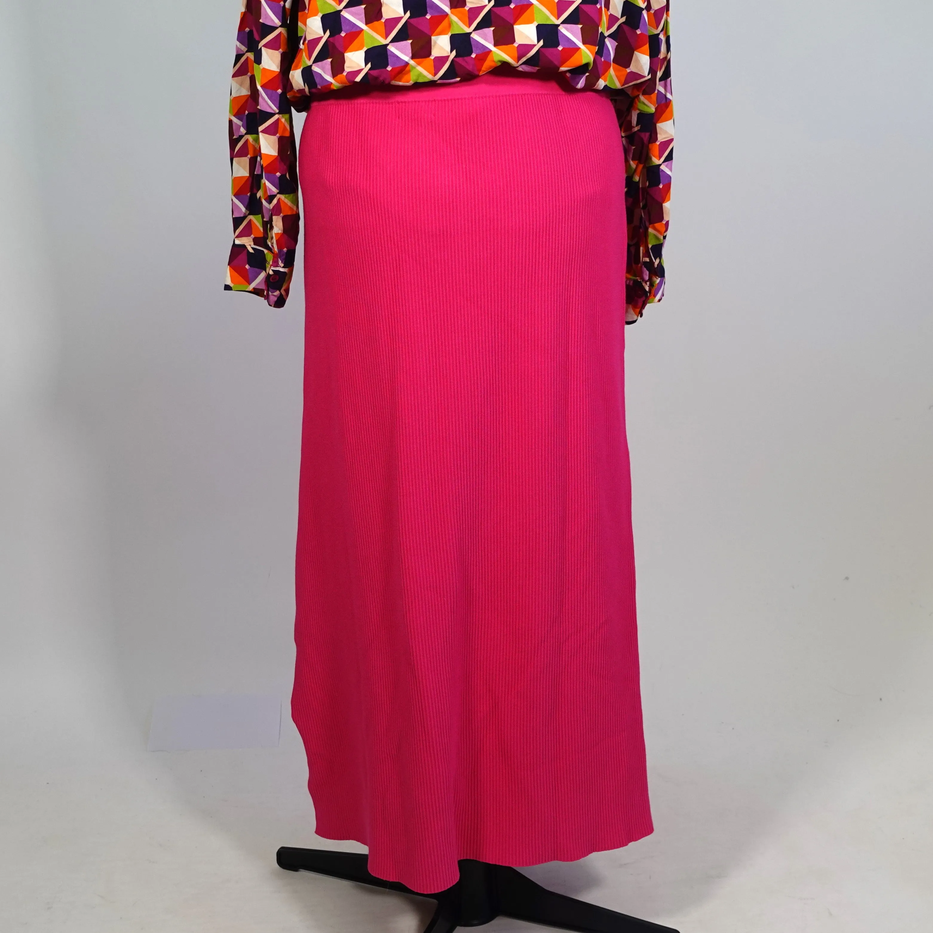 Pink Ribbed Sweater Knit Midi Skirt NWT