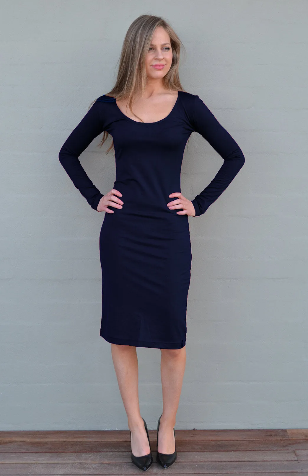 Scoop Neck Dress - Long Sleeve
