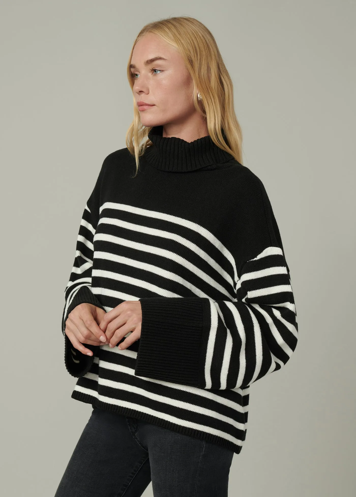 THE PENELOPE STRIPE SWEATER