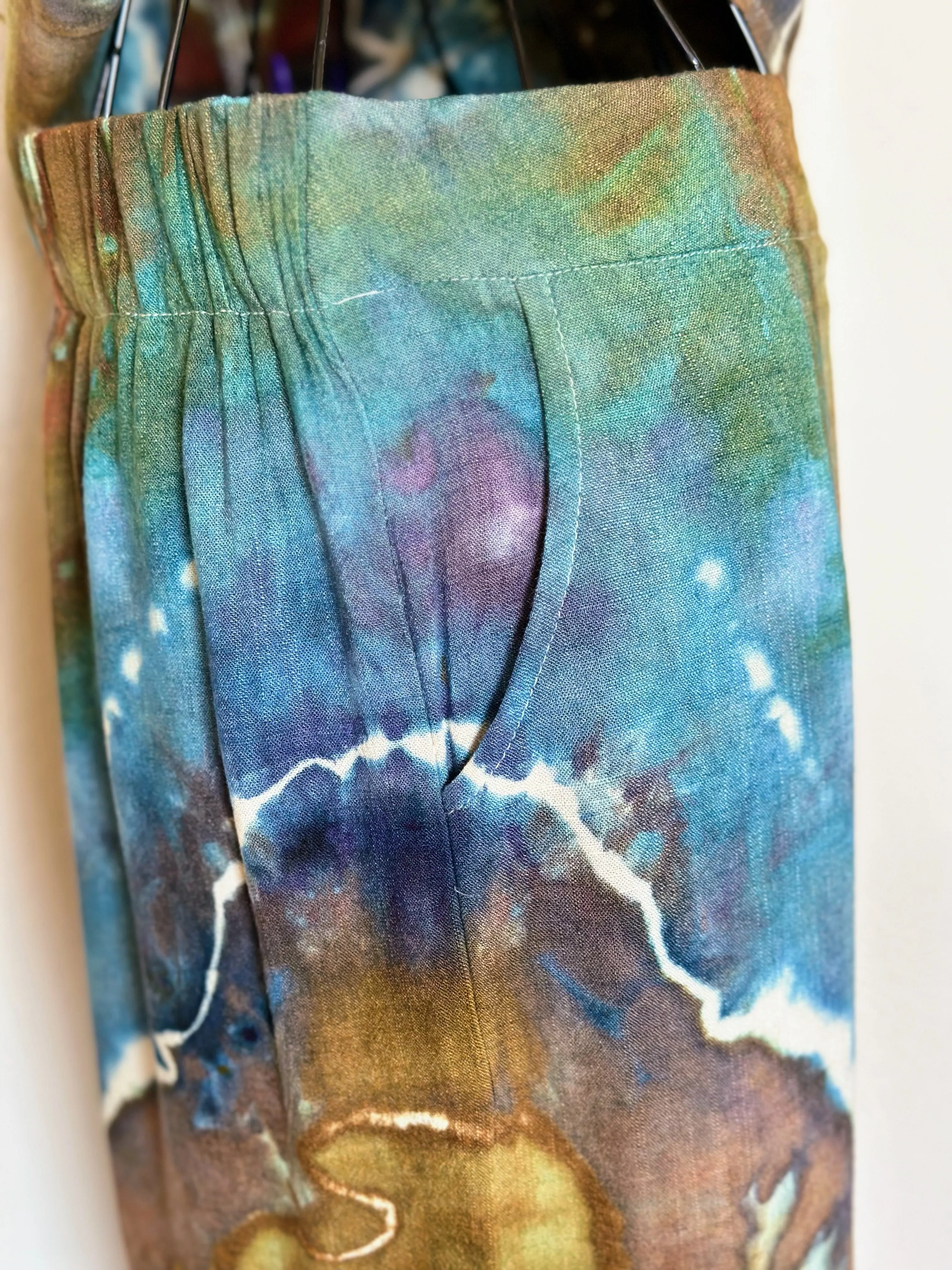 Women’s Large Geode Cotton/Linen 2 Piece Cropped Tank Top and Wide Leg Pants Outfit in ‘Mountain Lagoon’