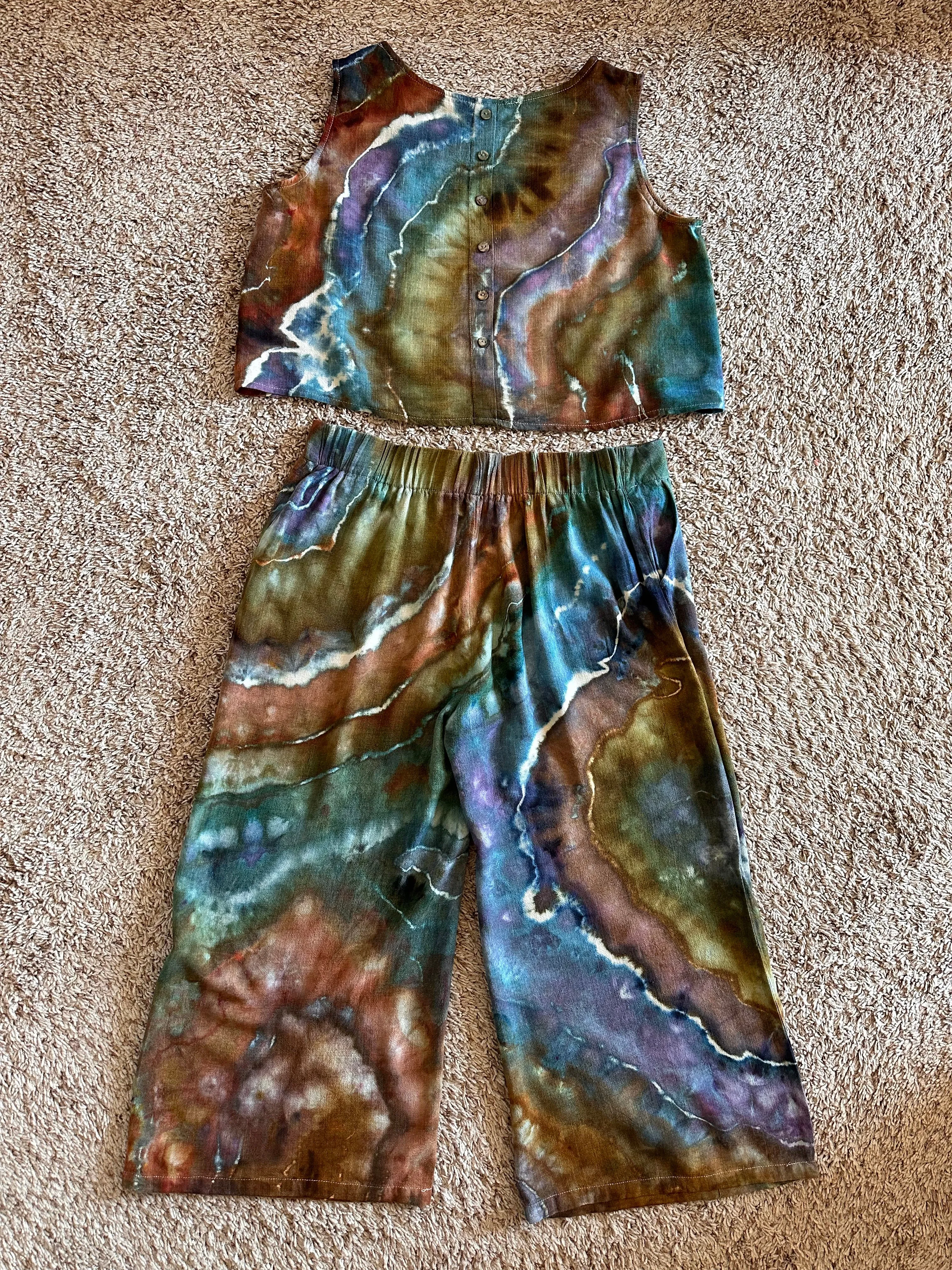Women’s Large Geode Cotton/Linen 2 Piece Cropped Tank Top and Wide Leg Pants Outfit in ‘Mountain Lagoon’