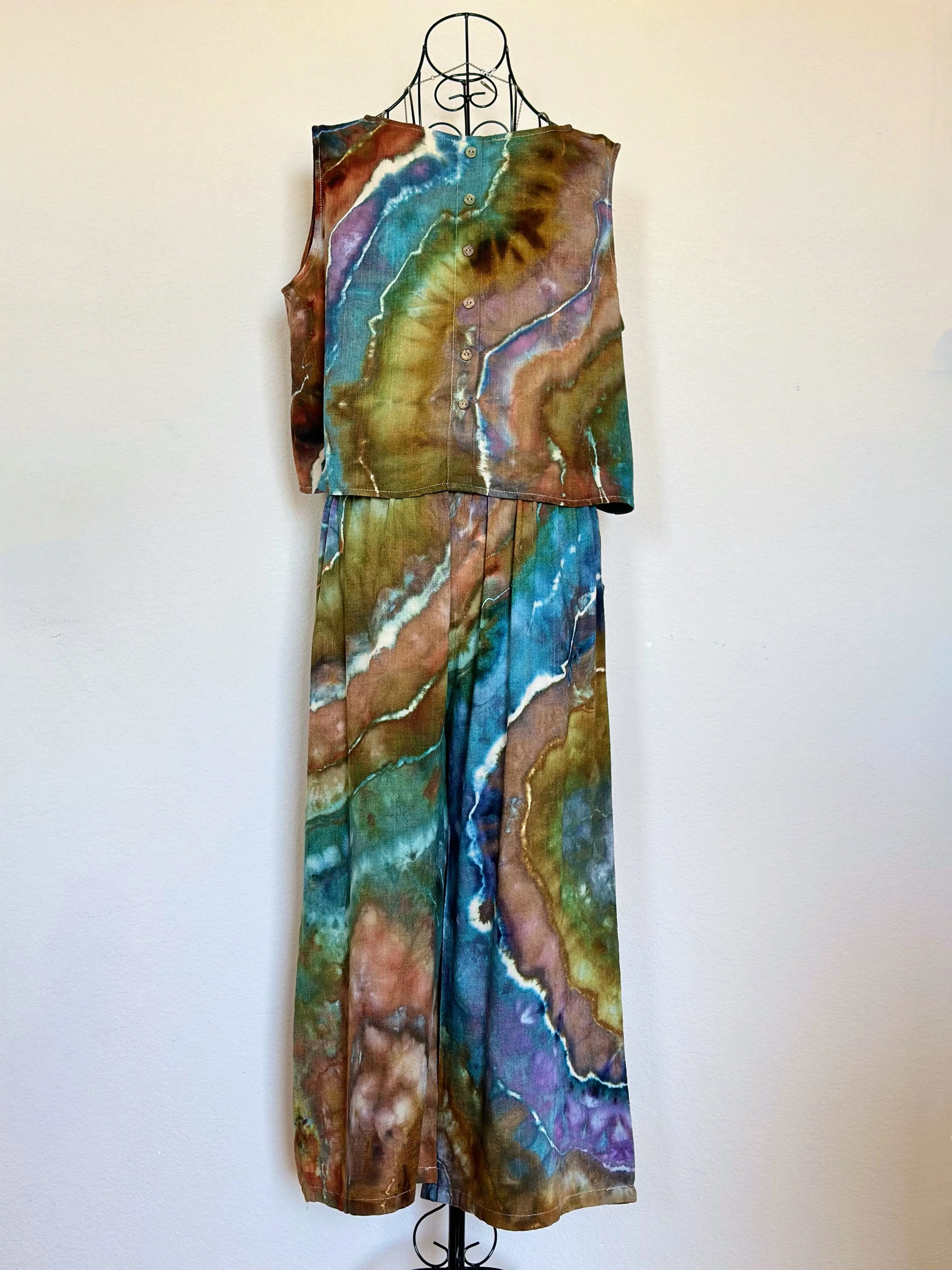 Women’s Large Geode Cotton/Linen 2 Piece Cropped Tank Top and Wide Leg Pants Outfit in ‘Mountain Lagoon’